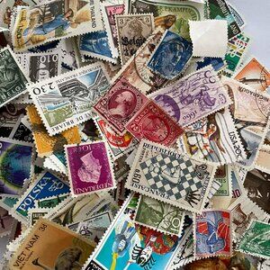 POSTAGE STAMPS  WORLD 400 (used) SOME RARE